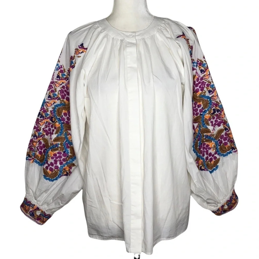 Goodnight Macaroon Arleta Embroidered Floral Stitched Buttoned Boho Blouse